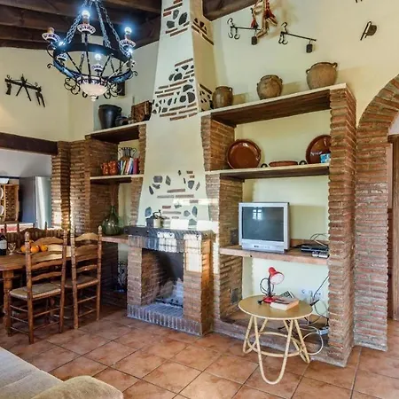 Holiday home Almendros De Manuela El By Ruralidays Borge